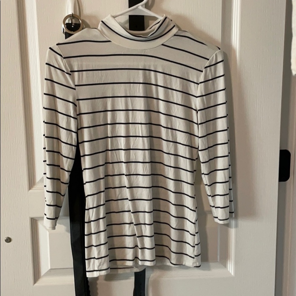 v neck